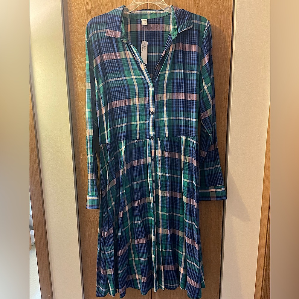 **NWT**Old Navy Women’s Shirt Dress, size L, color: plaid